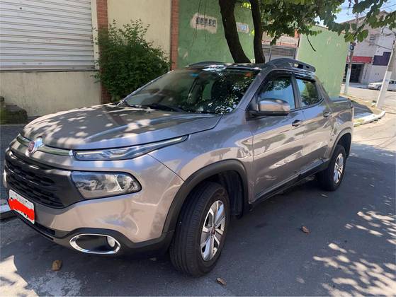 FIAT TORO 1.8 16V EVO FLEX FREEDOM AT6 FIAT TORO 1.8 16V EVO FLEX FREEDOM AT6